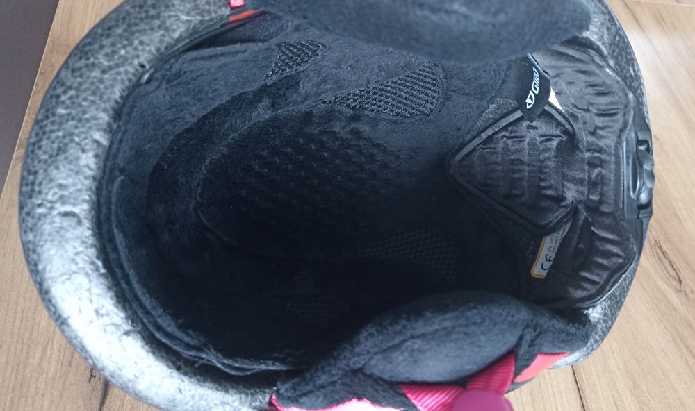 Kask narciarski snowboardowy dziecięcy Giro  regulowany XS 49 52