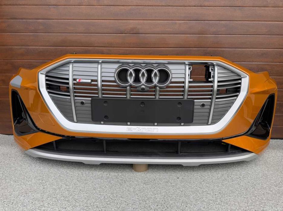 Бампер передній Audi E-tron 4KE S-line перед оригінал розбірка