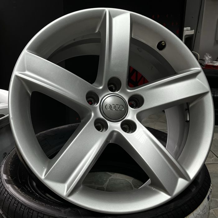Комплект практично нових дисків R17.5.112 Audi Q5