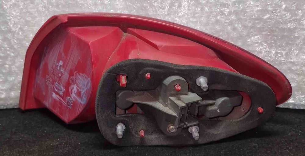 Farolim da Mala Direito 46556349 - ALFA ROMEO 147