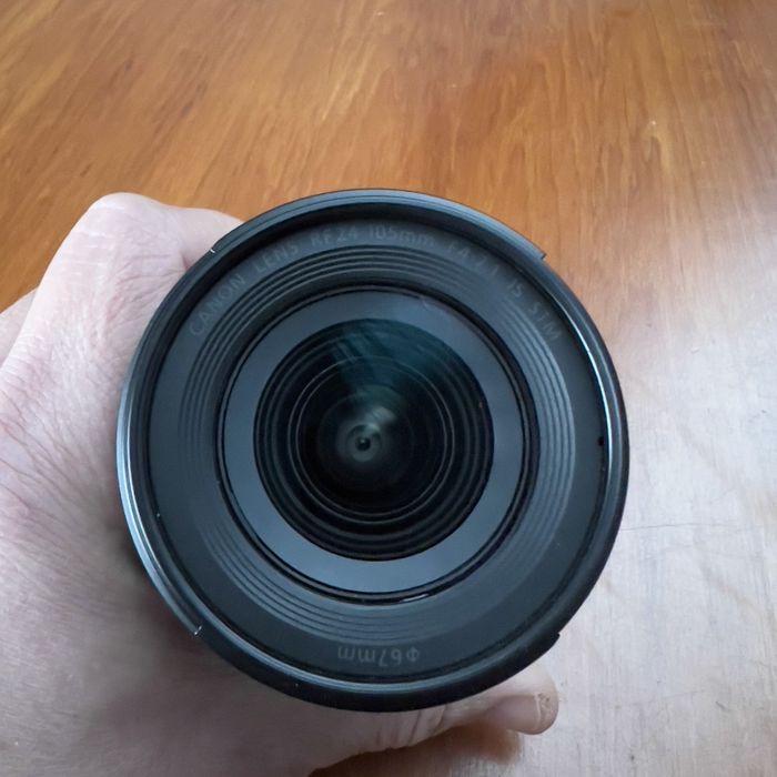 Objetiva Canon RF 24-105mm F4-7.1 IS STM