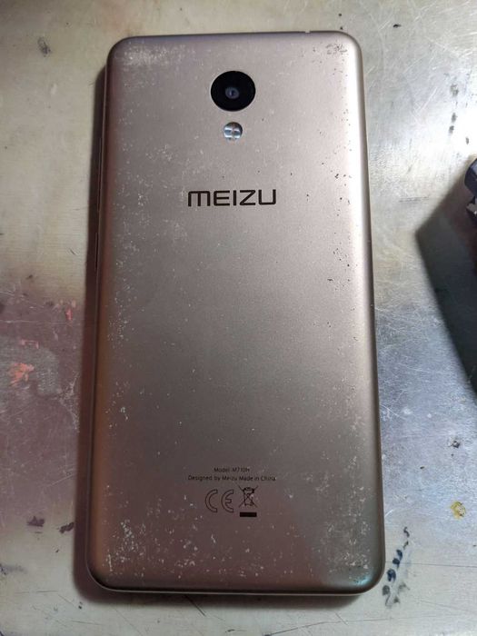Продам на запчасти Meizu M5c