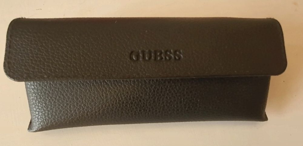 Óculos  de sol Guess Novos