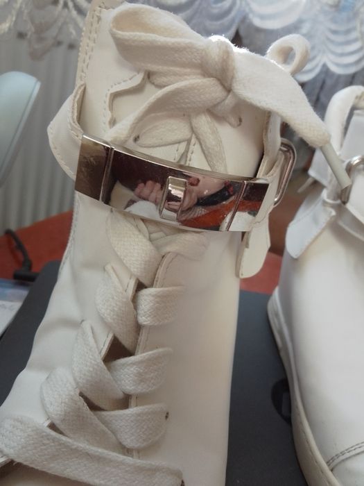 Ботинки демисезонные на синтепоне.