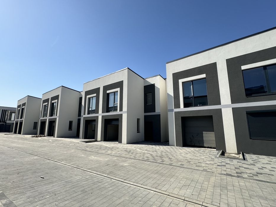 Продається Готовий Таунхаус з гаражем 144 м2 з комунікаціями Вовчинці!