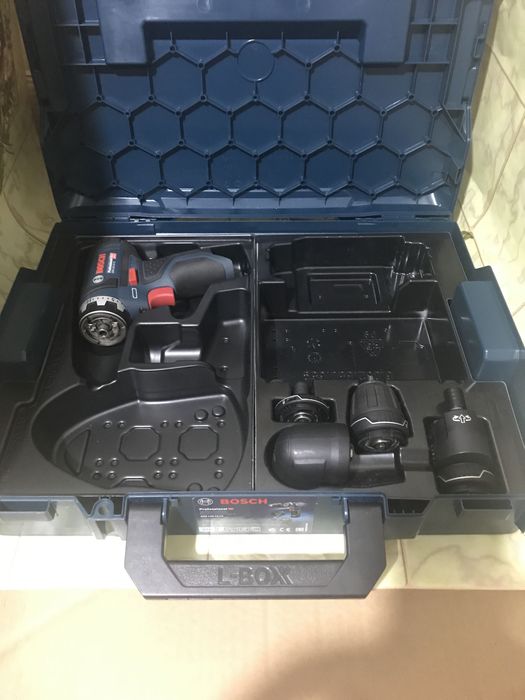 BOSCH Set: дрель-шуруповерт GSR 12V-15 FC с насадками в кейсе L-BOXX 102