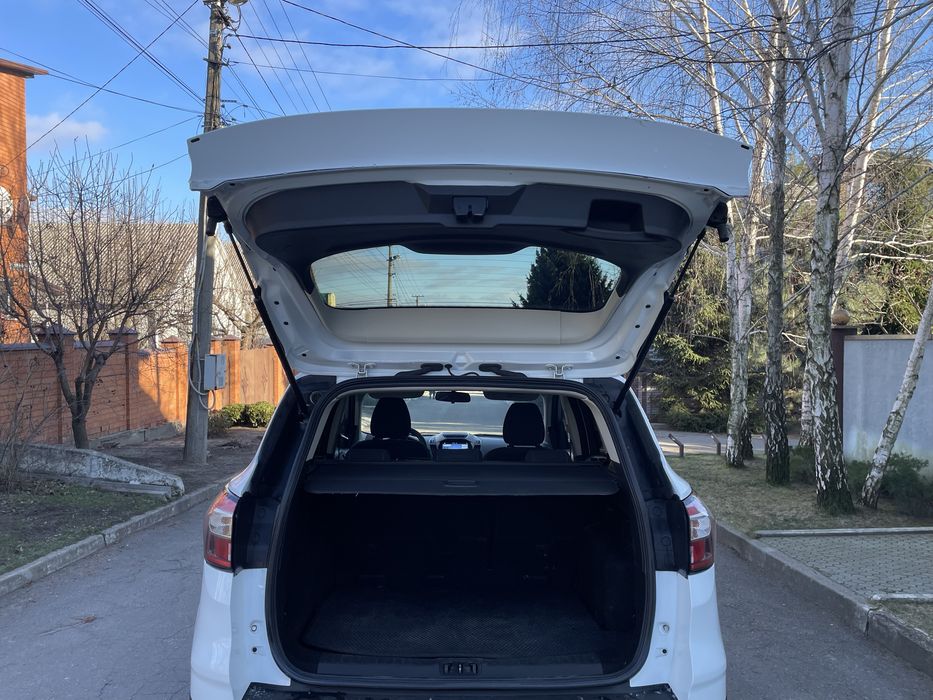 Продам Ford Kuga 2017 года дизель без подкрасов с родным пробегом