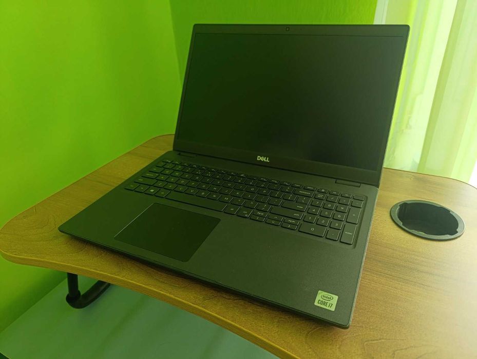 Ноутбук Dell Latitude 3510_i7-1051OU_На запчастини_Хороха пропозиція!