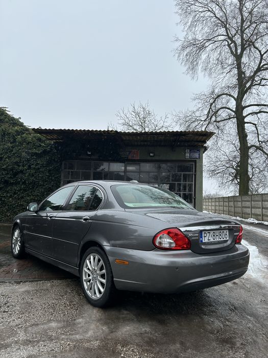 Jaguar X-type