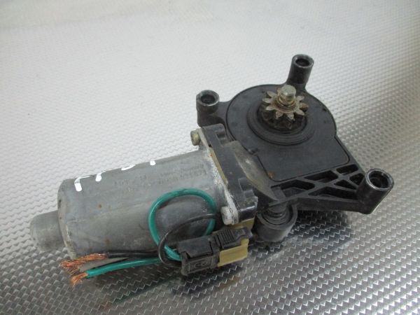 Motor vidro frente direito MERCEDES-BENZ Classe E (W210)