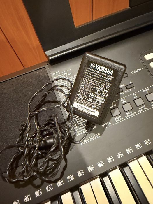 Teclado Yamaha PSR-E363
