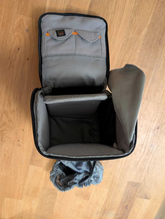 Torba fotograficzna LowePro APEX 120 AW