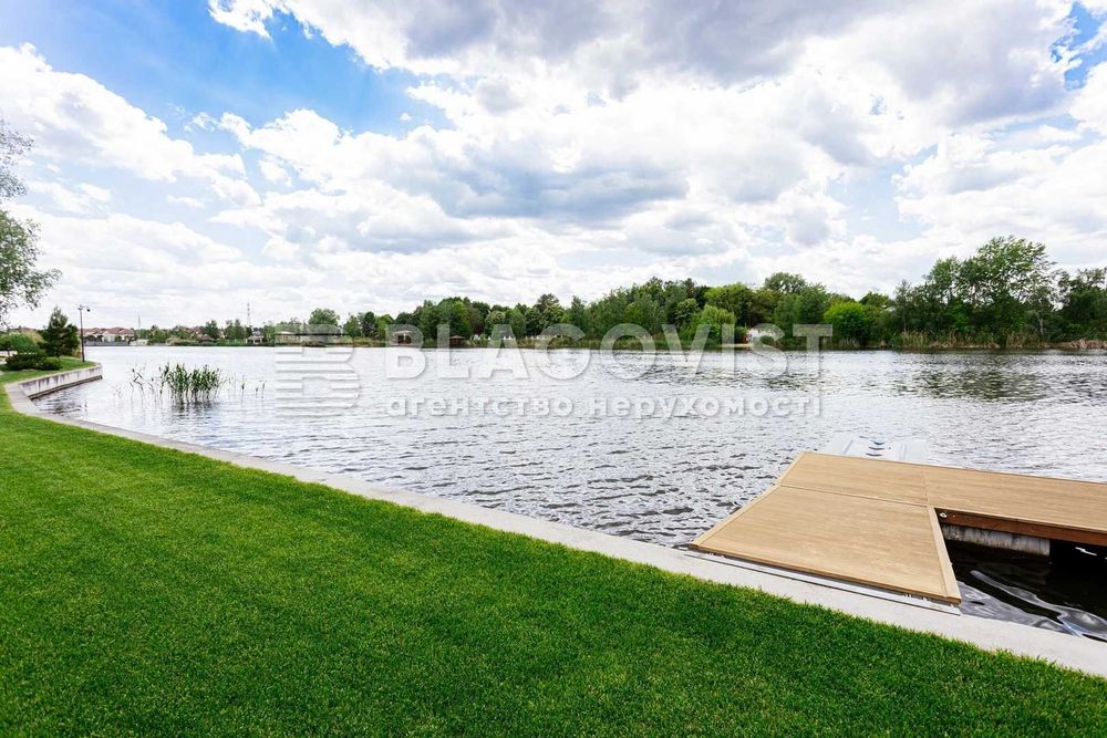 Продаж Ексклюзивний будинок Kozyn Seven Club 1-ша лінія до річки Козин