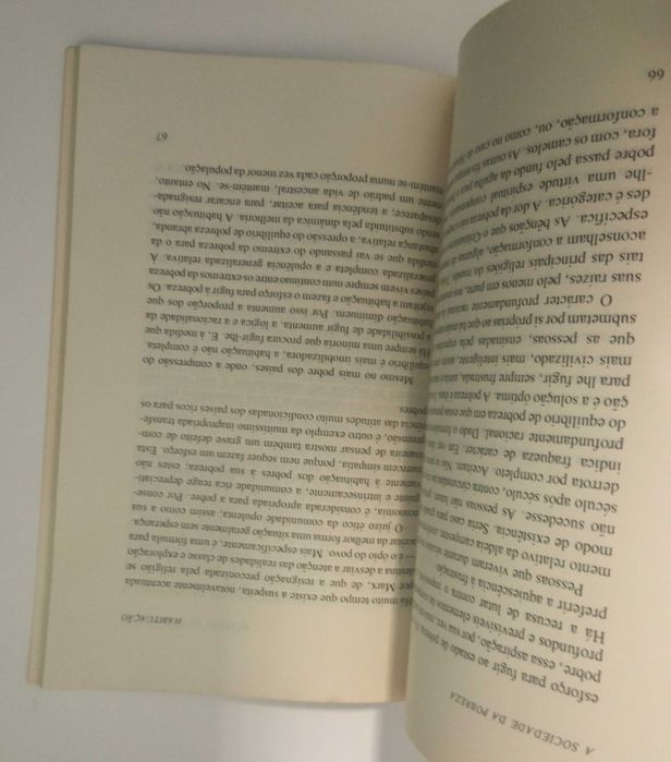 Diversos: A Sociedade da Pobreza, de John Kenneth Galbraith