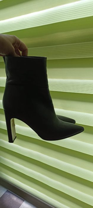 Кожаные демисезонные полусапожки