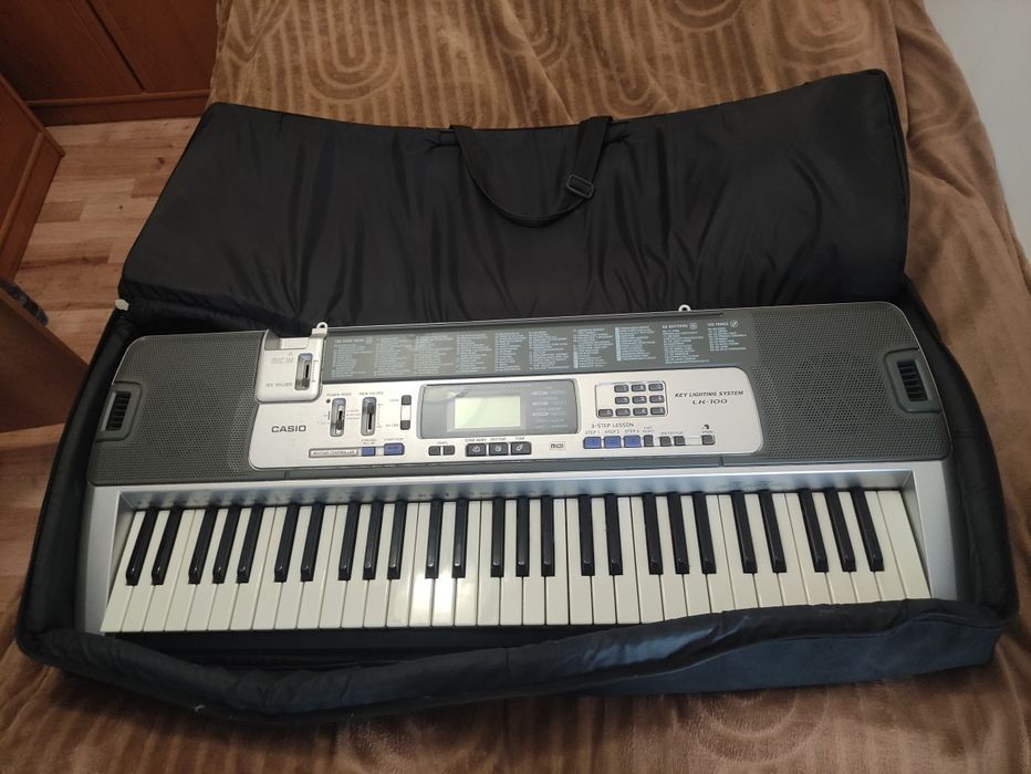 Syntezator na sprzedaż 3 sztuki