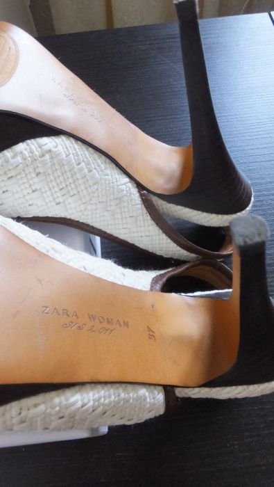 р. 37 Zara Woman модельные кожаные босоножки на шпильке