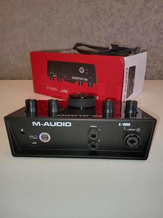 Аудиоинтерфейс M-Audio AIR 192 4