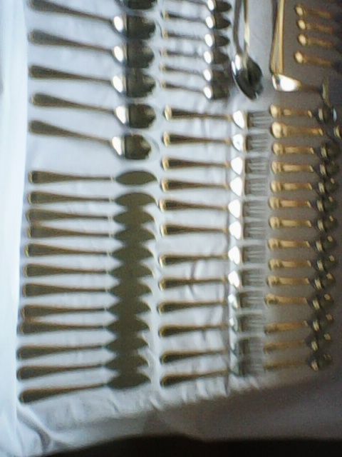 Faqueiro completo com margem dourada - 101 peças