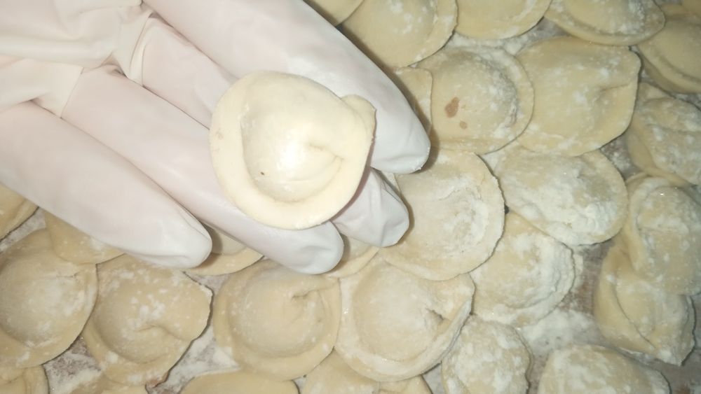 Домашні вареники пельмені