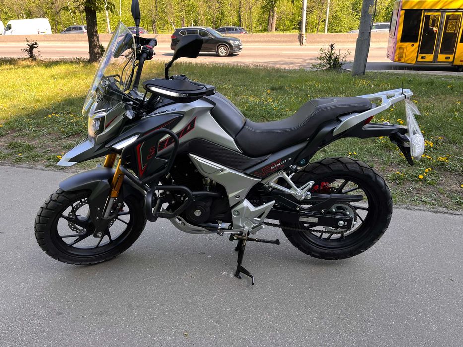 Мотоцикл SPARK SP300T-3