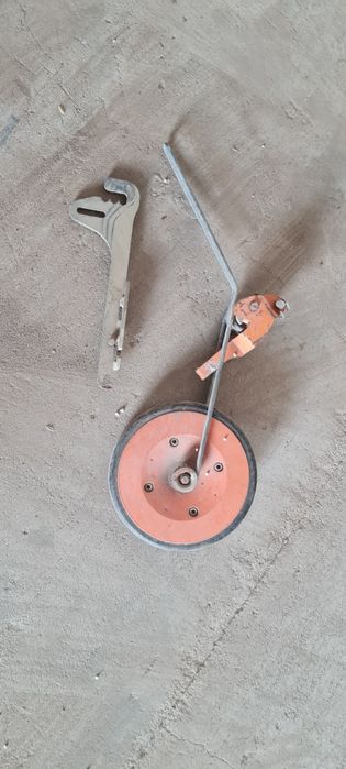 Amazone 3000 ad 303 ap-p rolki zagazniacz kółka agregat