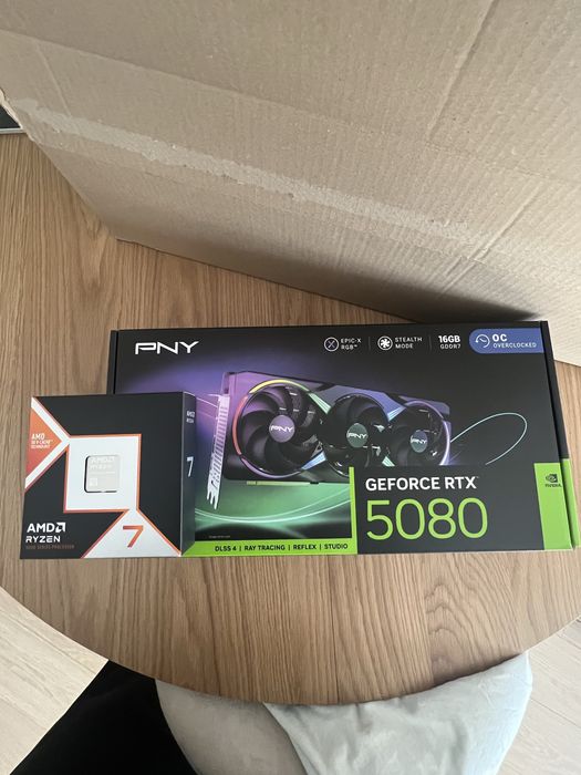 PNY GeForce RTX™ 5080 16GB ARGB EPIC-X RGB™ Overclocked Triple Fan