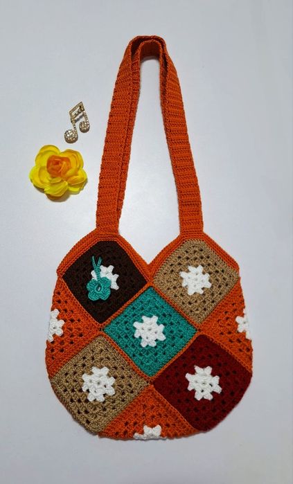 Malas em tricot feitas á mão