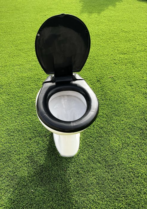 Sanita com depósito