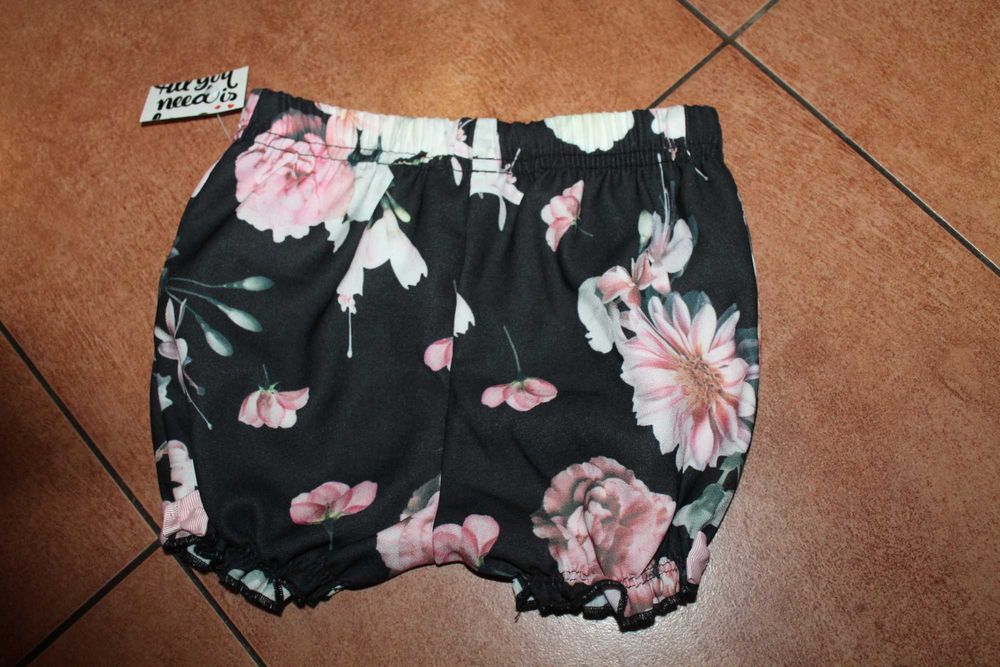 Spodenki dziewczęce 74 cm