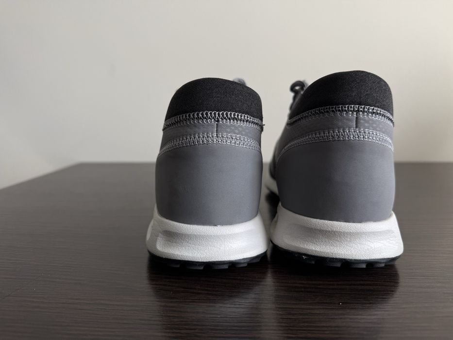 Кросівки Adidas Los Angeles Grey CQ2262 Розмір 46 на 29.5 см