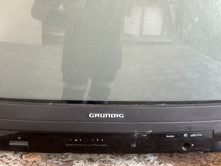 Телевізори philips і grundig