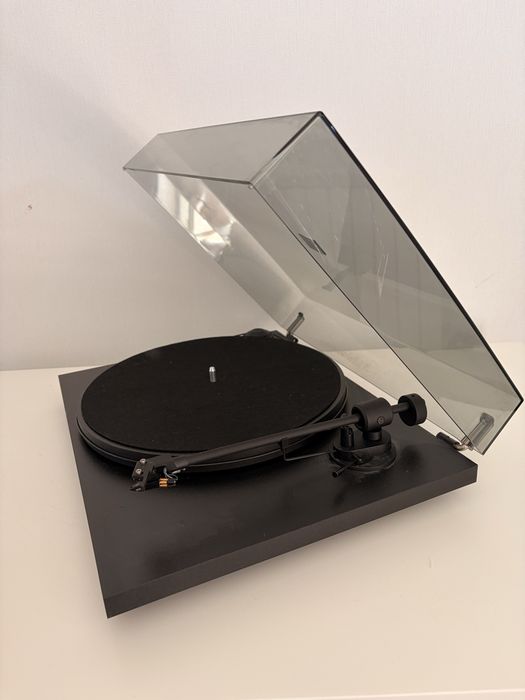 Вініловий програвач Pro-Ject Juke Box S2