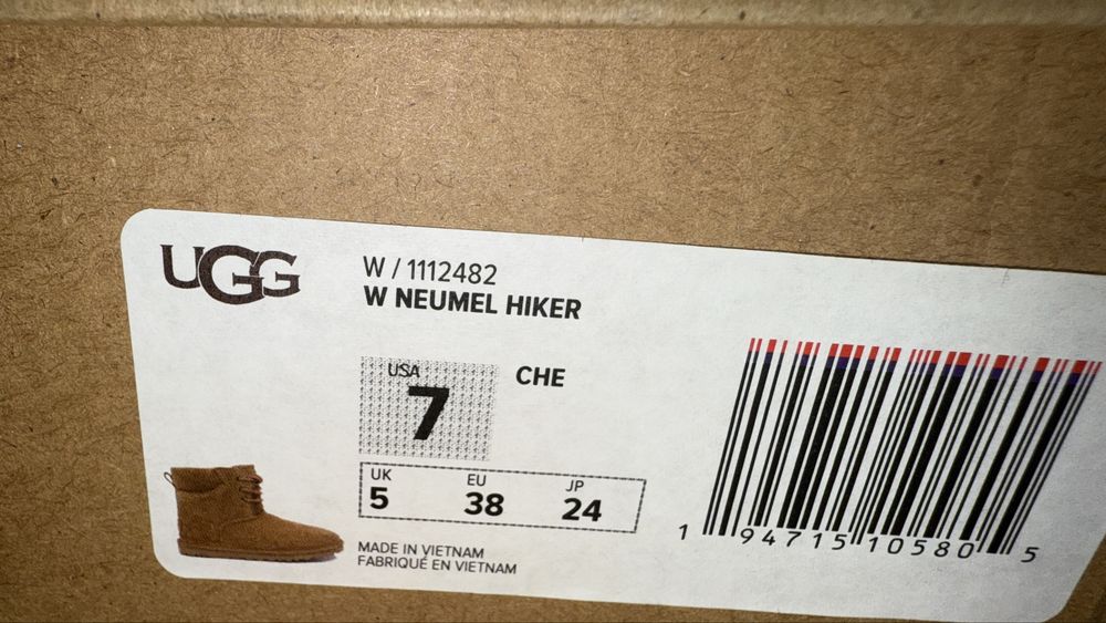 Проданм оринінальні угги Ugg NEUMEL HIKER,, us7, 37,5