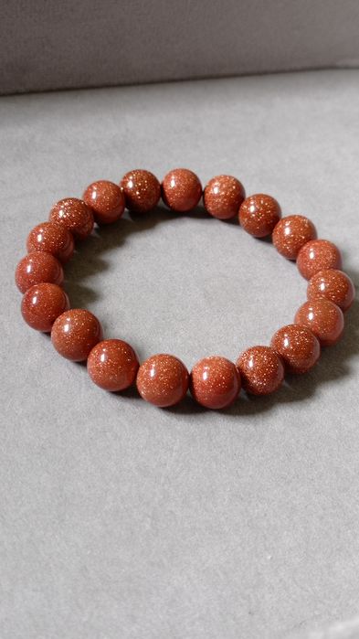 Bransoletka na gumce z kamieni Piasku Pustyni, pomysł na prezent