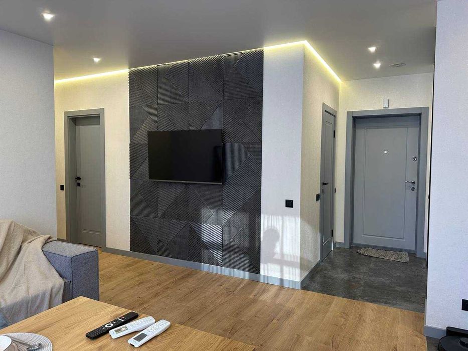 Нова 2к кв-ра 70м2, 5 пов. Варшавський 2/Варшавський. Власник