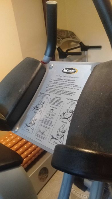 Urządzenie do ćwiczeń mięśni brzucha