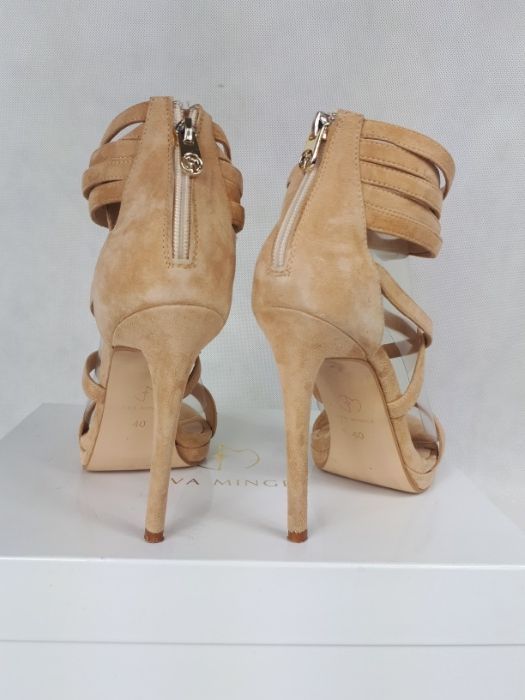 Ekskluzywne sandały EVA MINGE cieliste nude rzemyki szpilki skóra 40