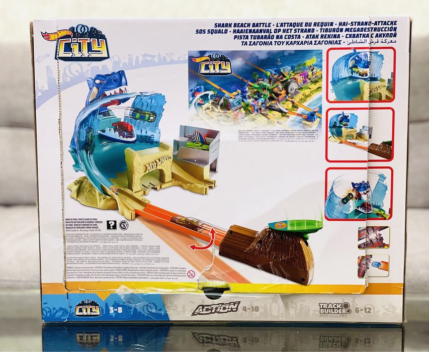 Трек Hot Wheels Бегство от акулы FNB21