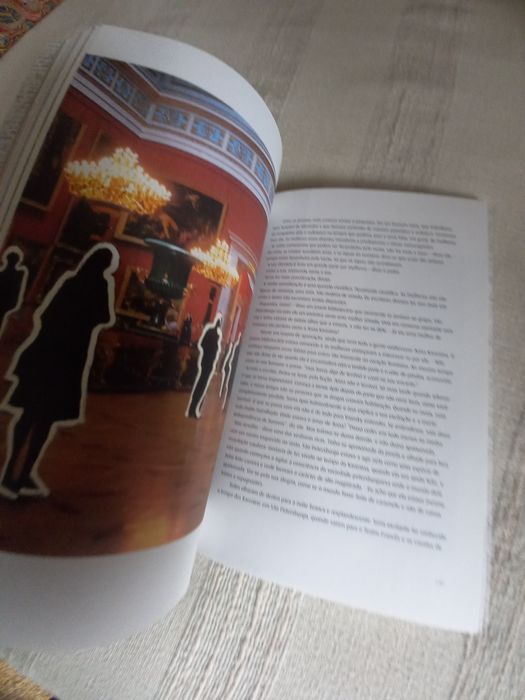 Duas revistas Pretextos Augustina Bessa Luis e Manuel Gusmão novas