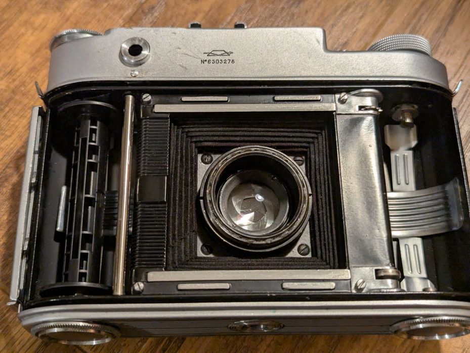 ISKRA 2 - Aparat średnioformatowy - rarytas !!!