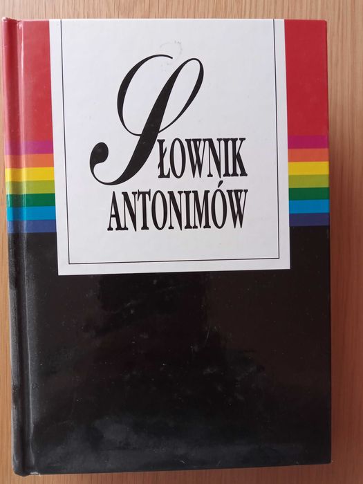 Książka. Słownik antonimów