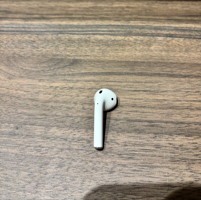 AirPod 2 Right63824197784961121