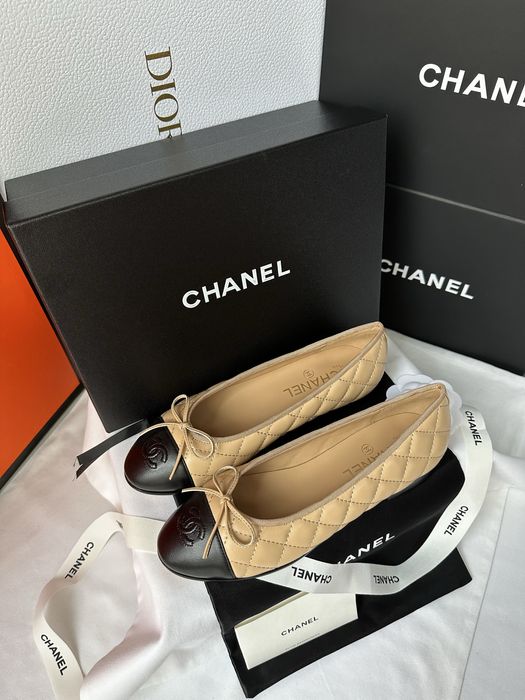 Baleriny Chanel beige leather