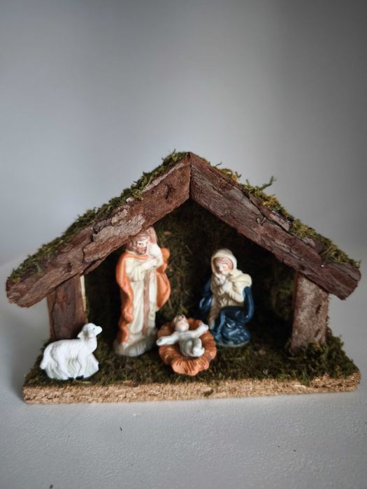 Presépio completo (Sagrada família + cordeiro + cabana)