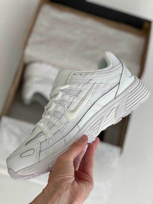 Женские кроссовки Nike P-6000 Triple White Premium. Размеры 36-40