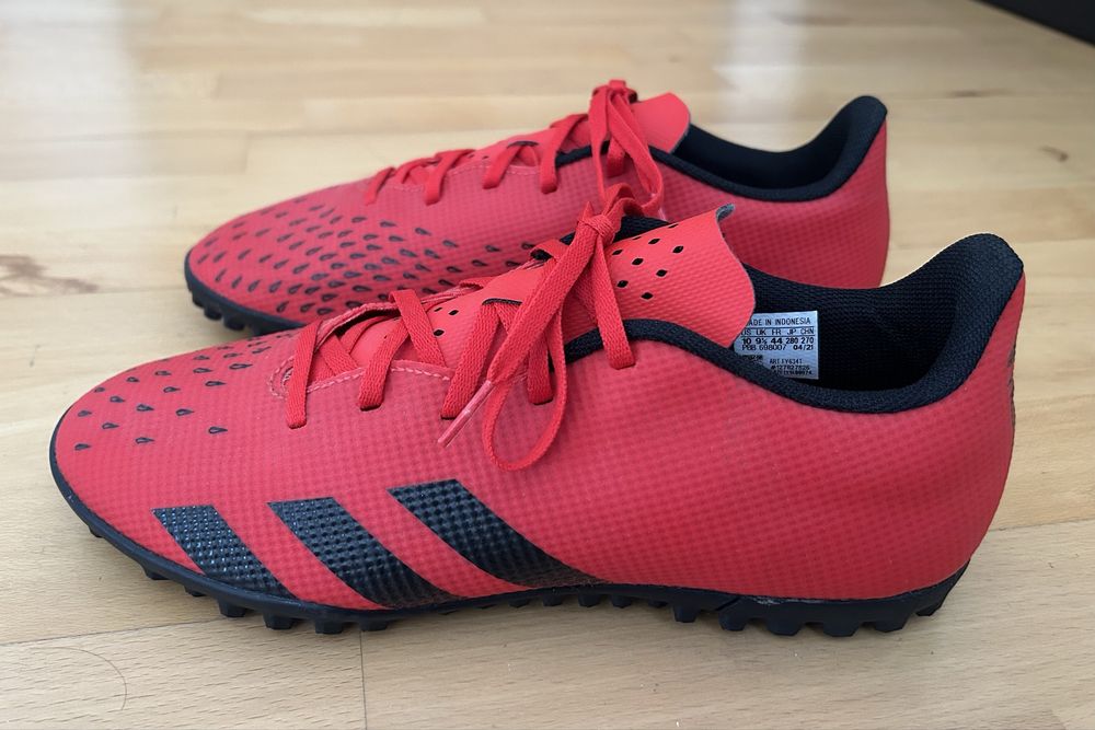 Sapatilhas Futebol - Piso Sintético