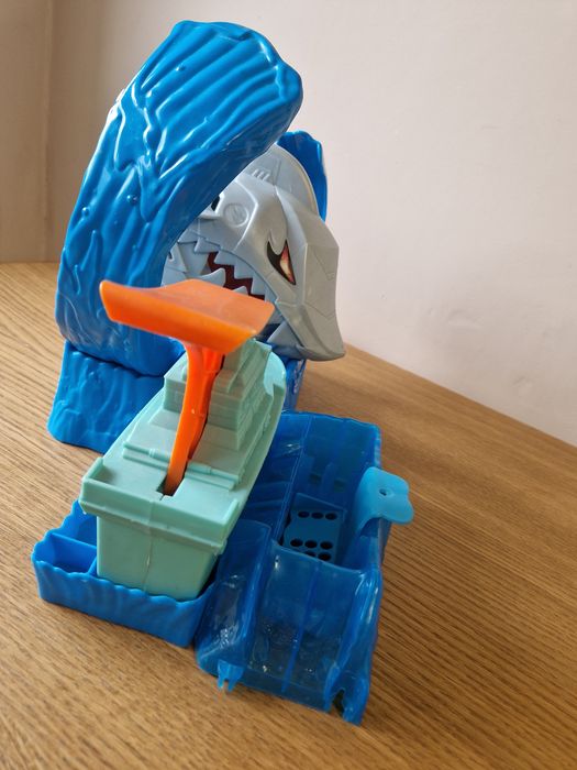 Hot Wheels City Roborekin.