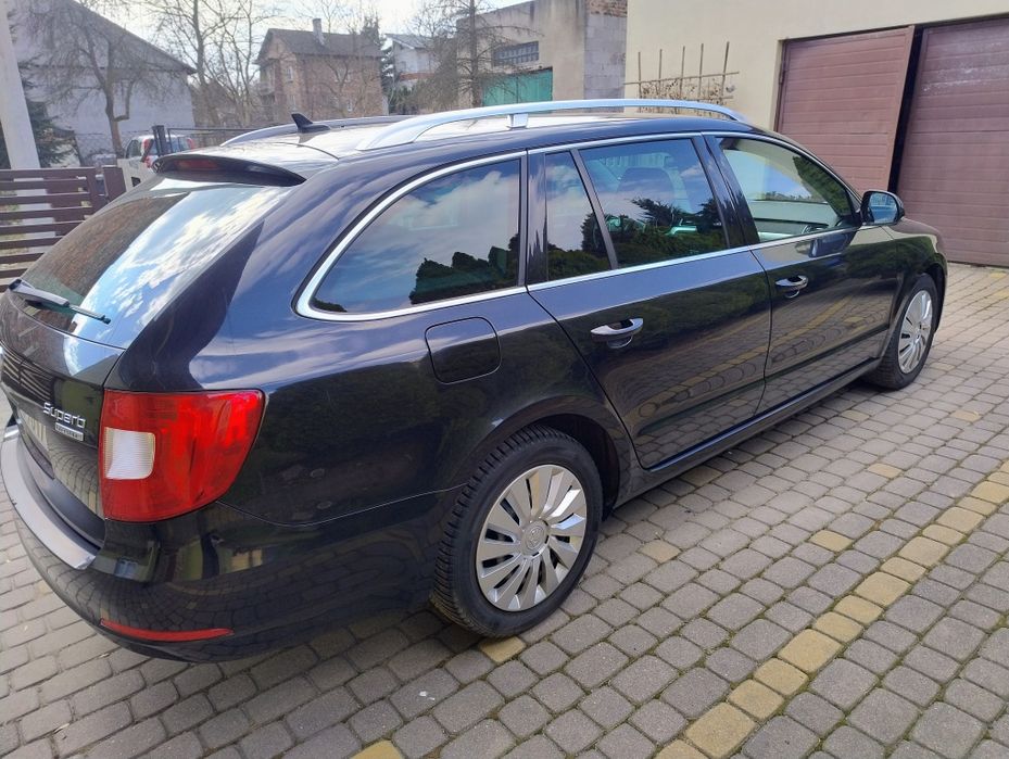 Skoda Superb 2 2012