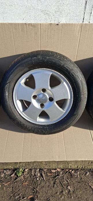 Комплект колес R14 "Ford" fiesta